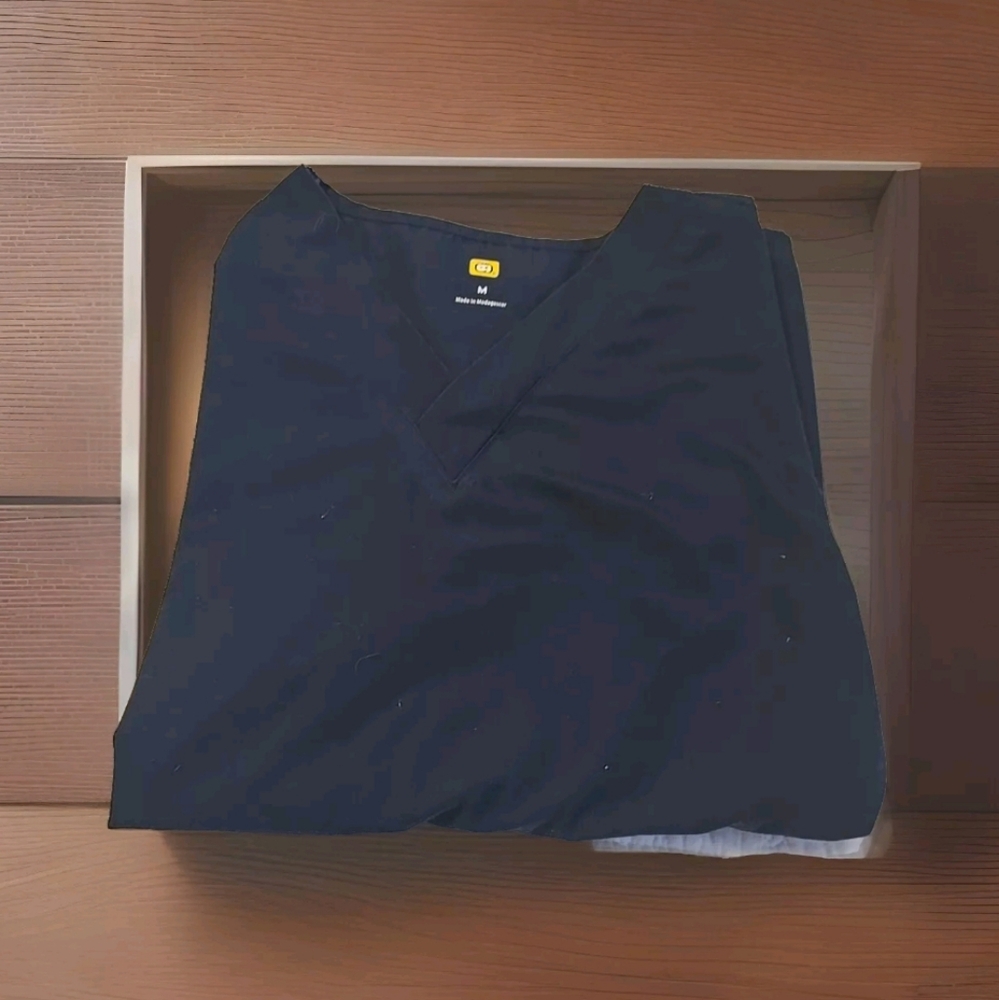 Wonderwink Scrub Top Women's M Navy   V-Neck - Picture 4 of 6